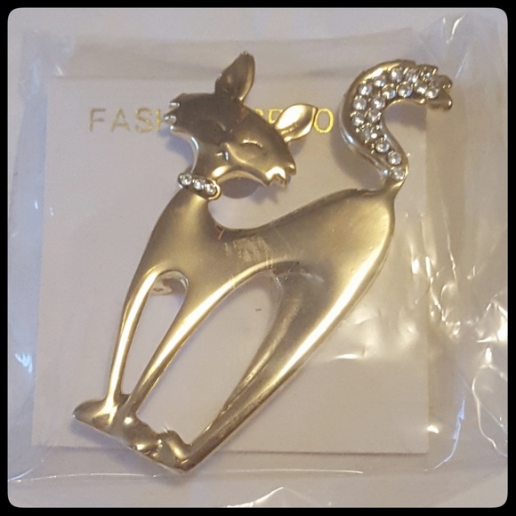 Host pick! Vintage 1980s kitty pin - Picture 1 of 1